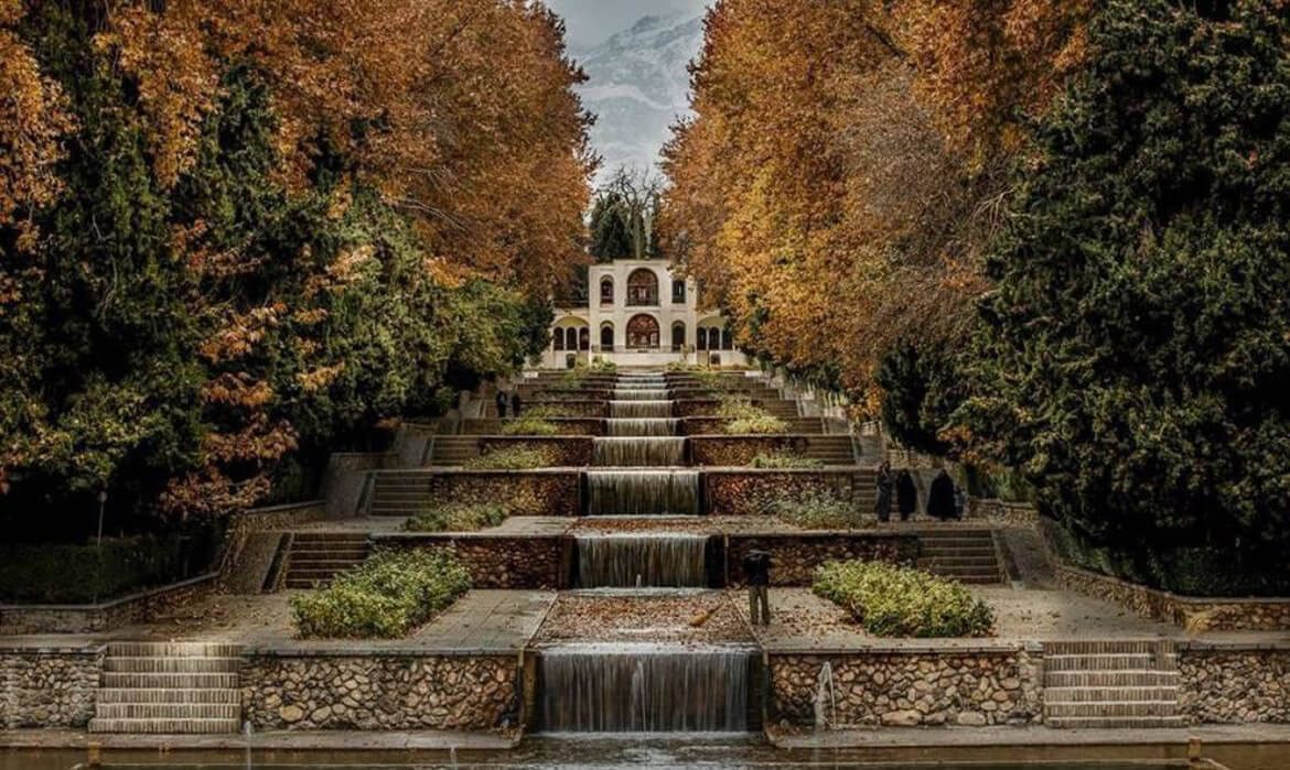 طراحی فضای سبز در شیراز